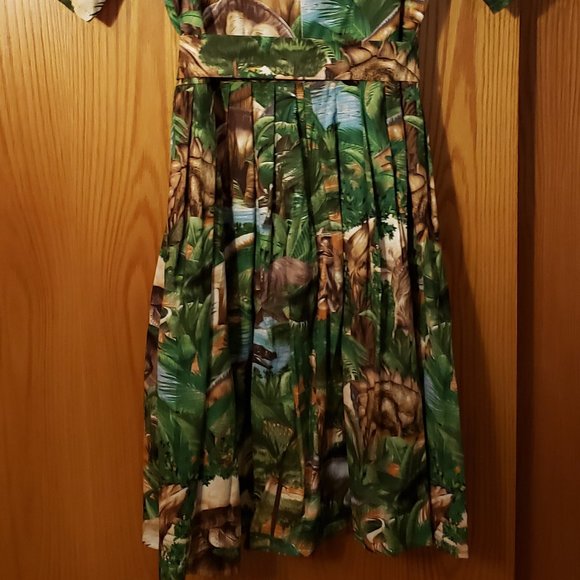 Tropical Print Green Dress - Picture 6 of 6
